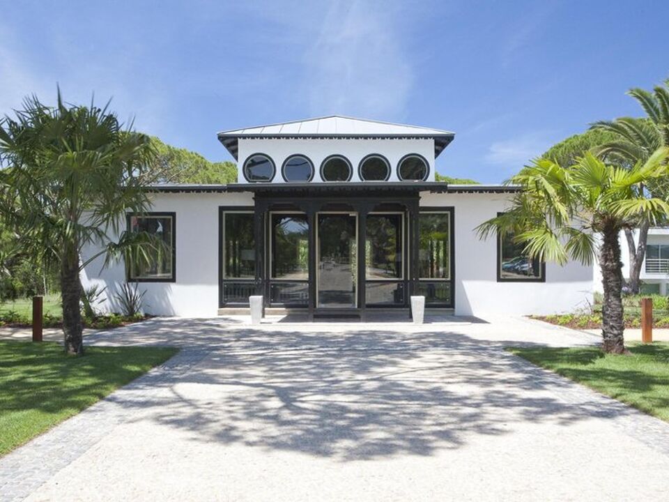Onyria Marinha Boutique Hotel
