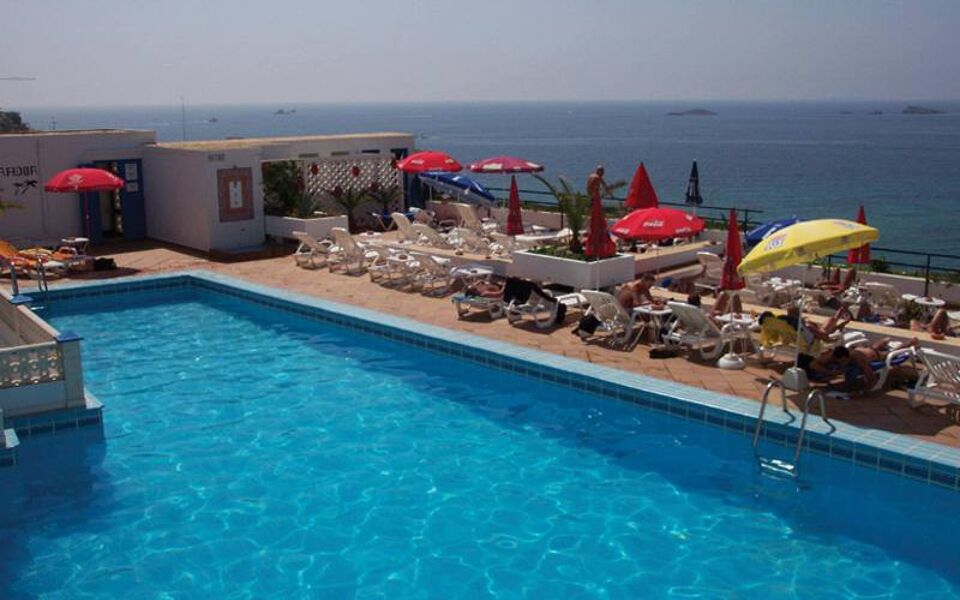 Aparthotel Cenit