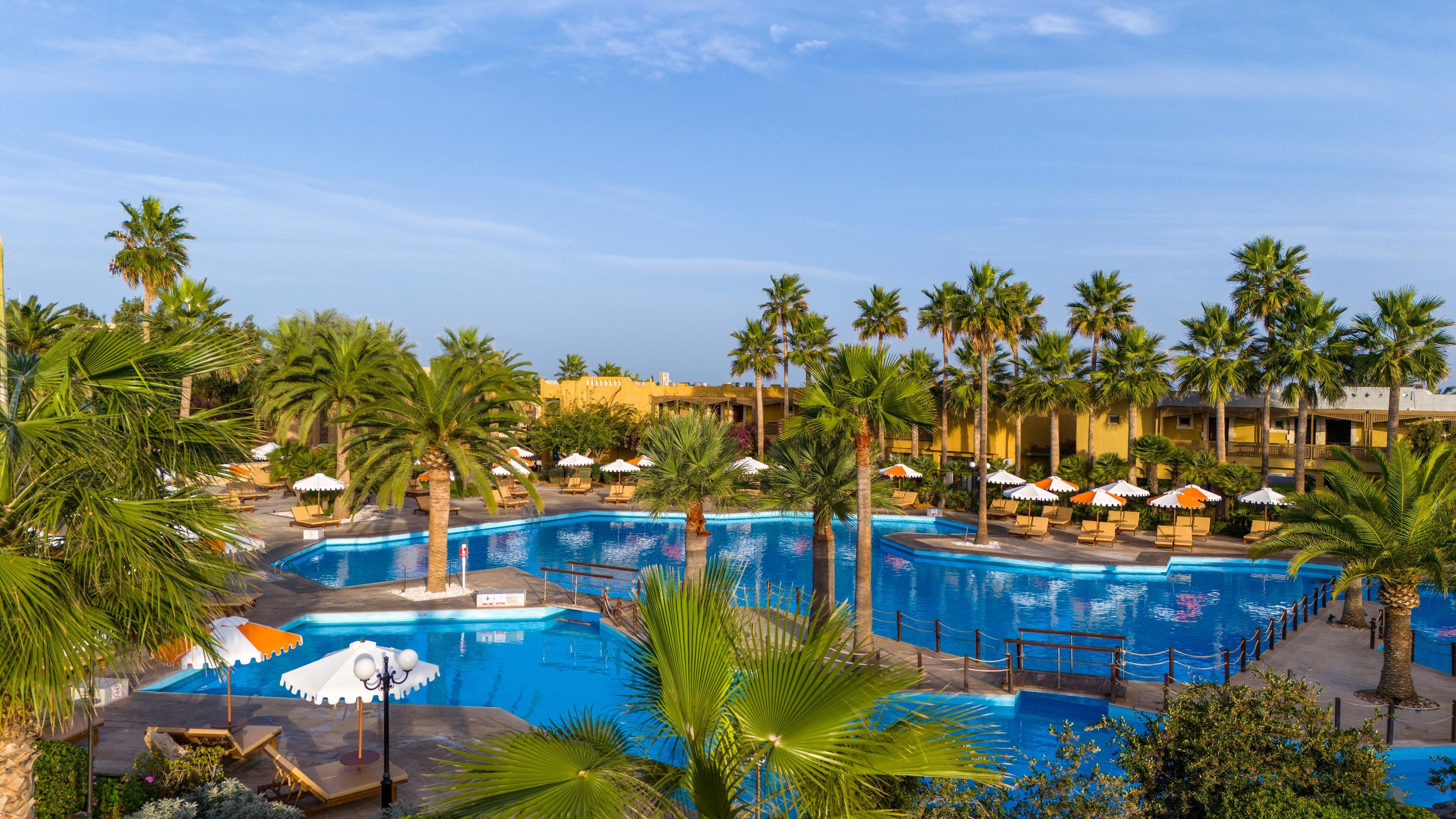 aquila-rithymna-beach