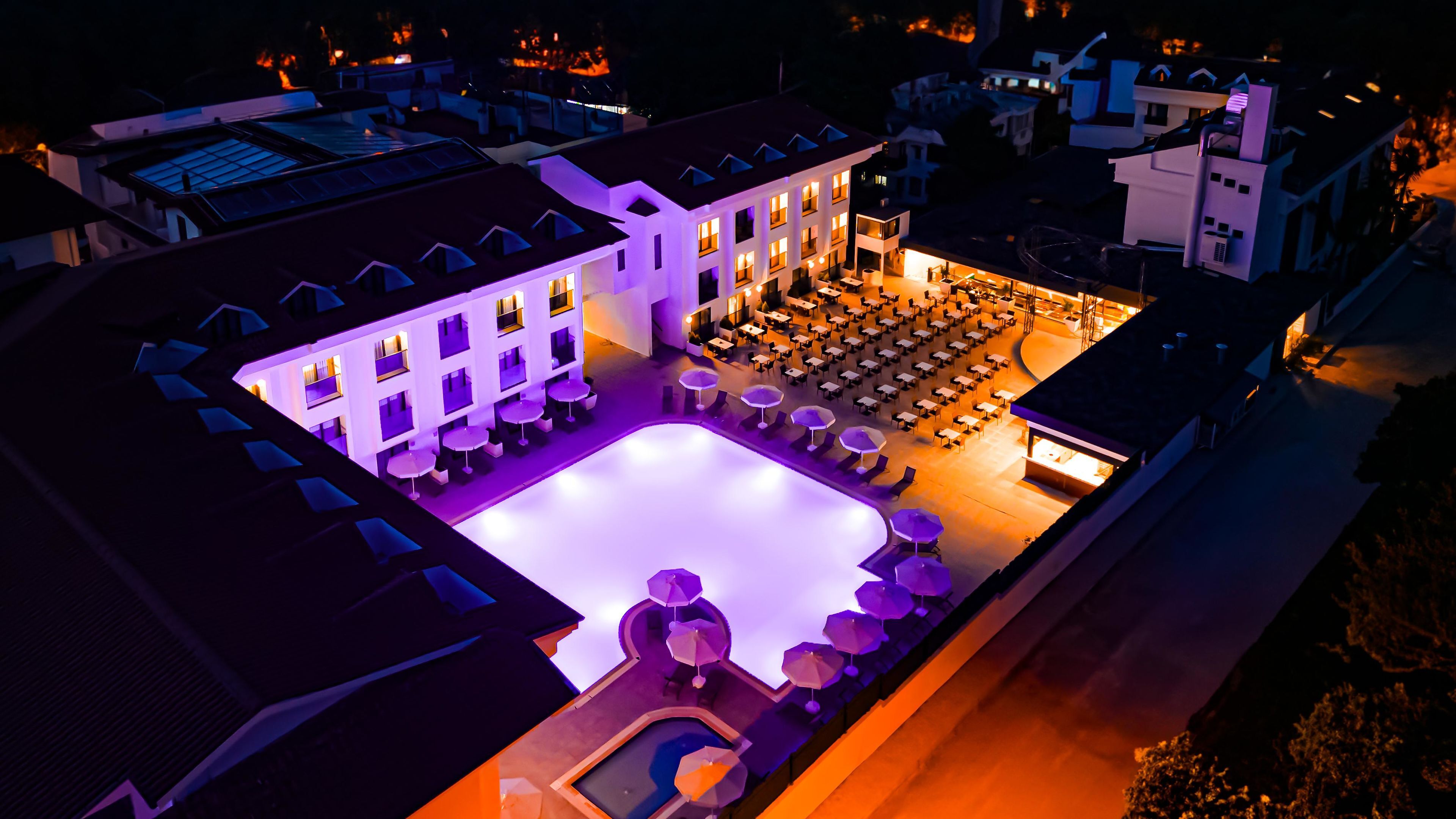 Saint Star Kemer Adult Only