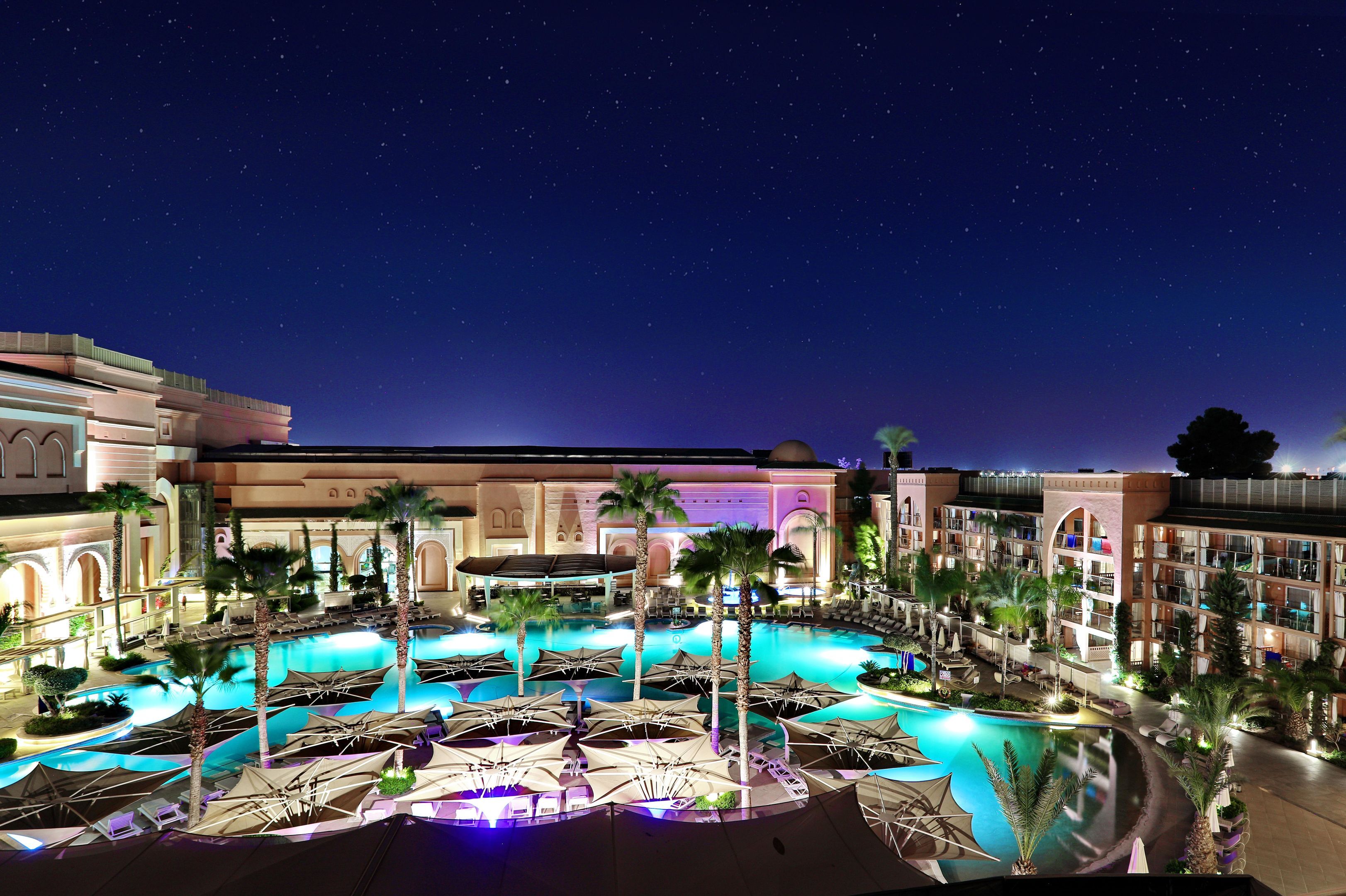 savoy-le-grand-hotel