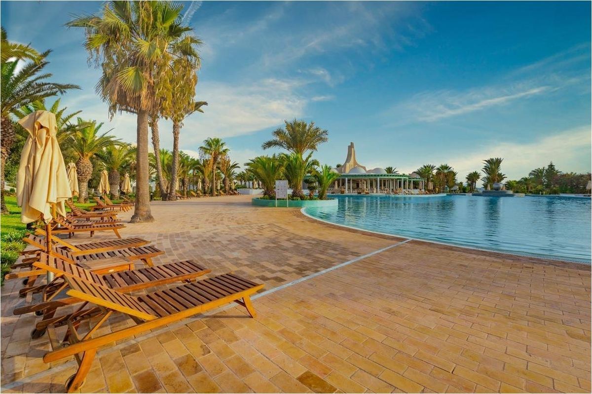 Hotel Royal Garden Palace