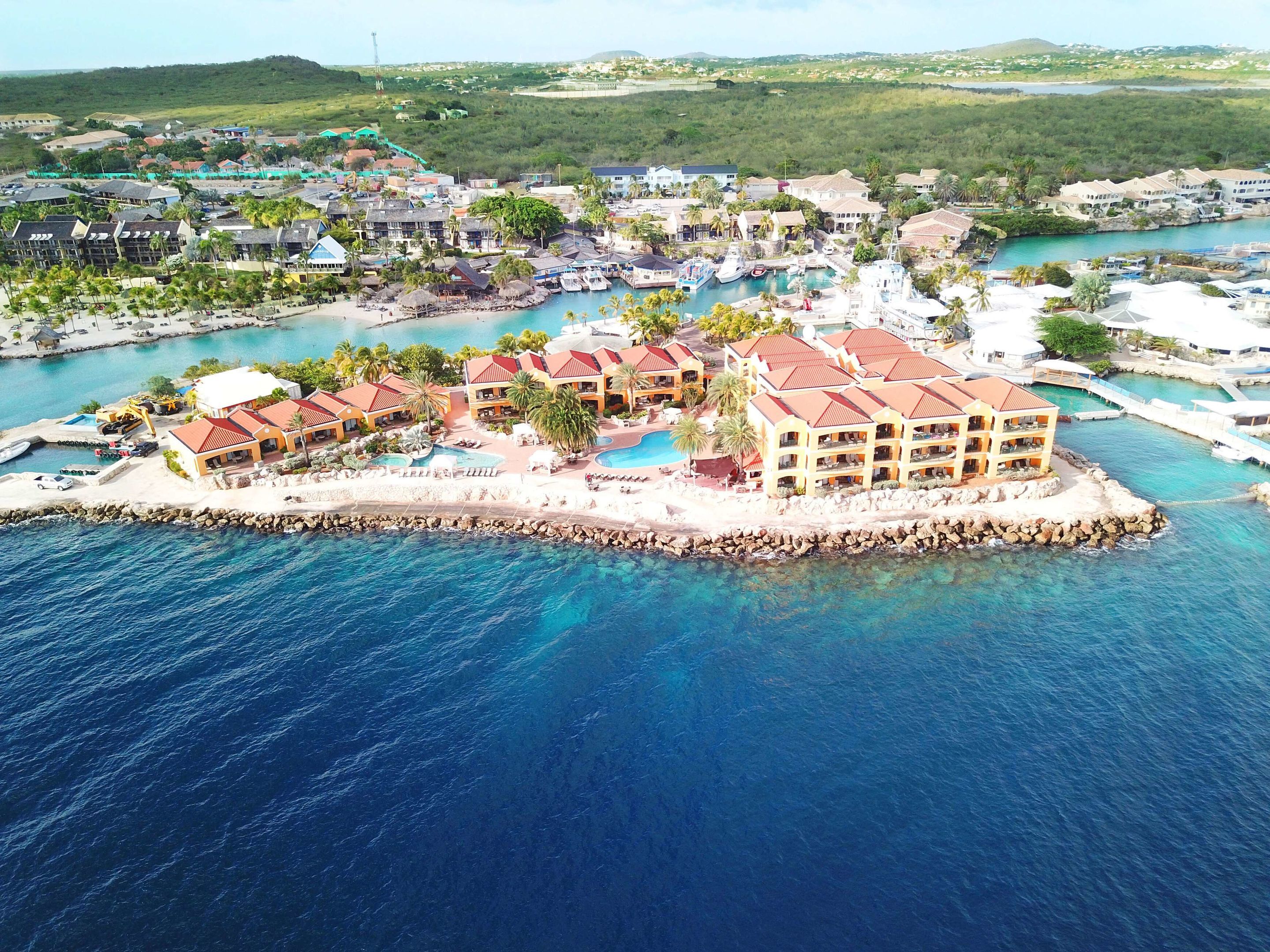 royal-sea-aquarium-resort