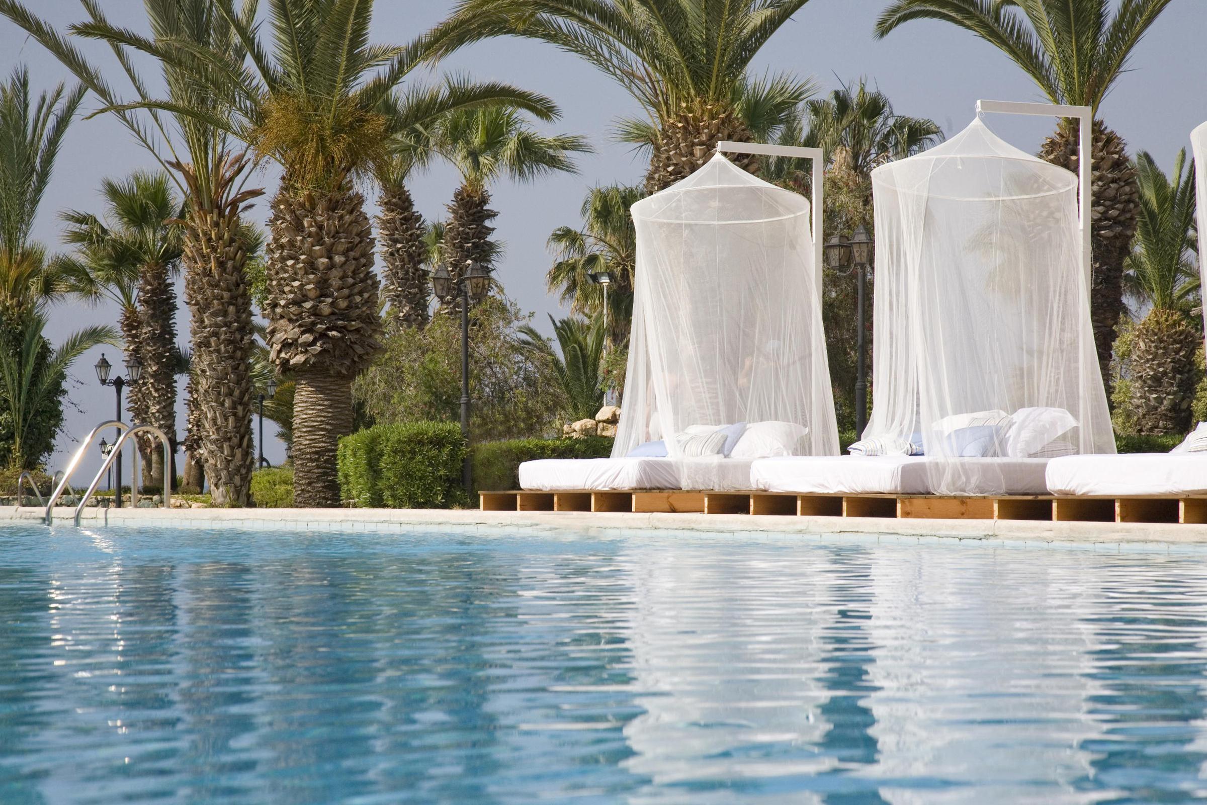 Sandy Beach Hotel & Spa