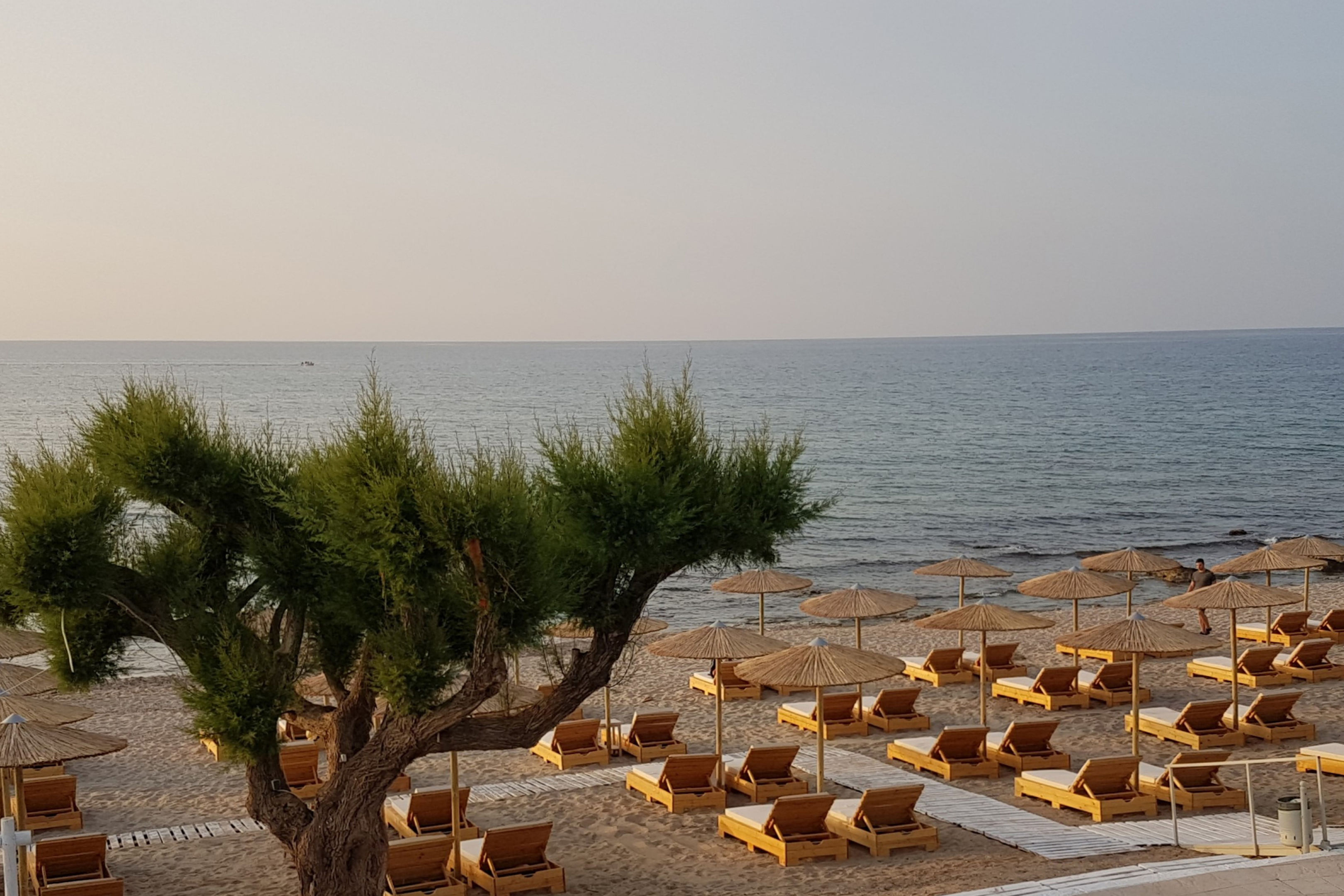galazio-beach-resort
