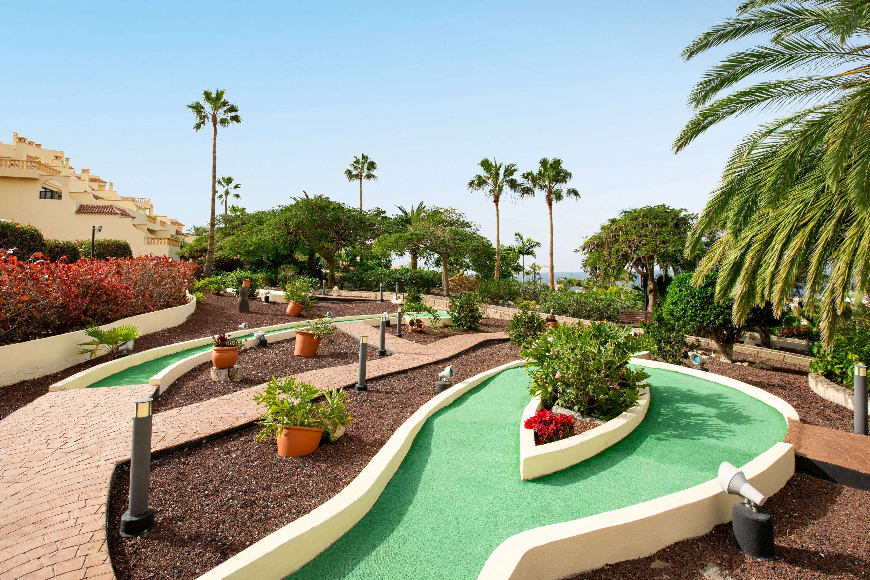 Ramada Residences by Wyndham Tenerife Costa Adeje, Playa de las Américas