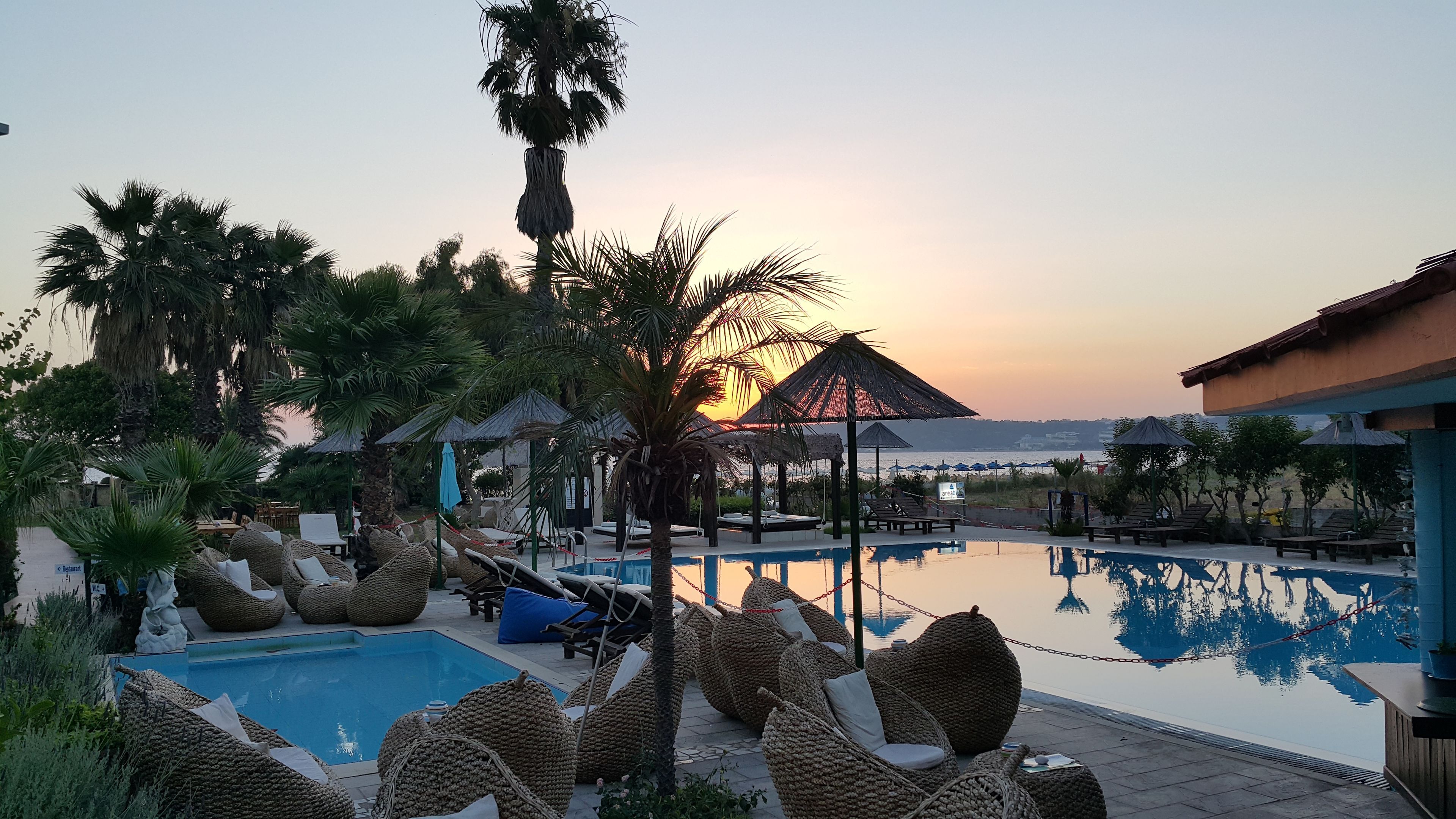 Ixia Dream Beachfront Hotel