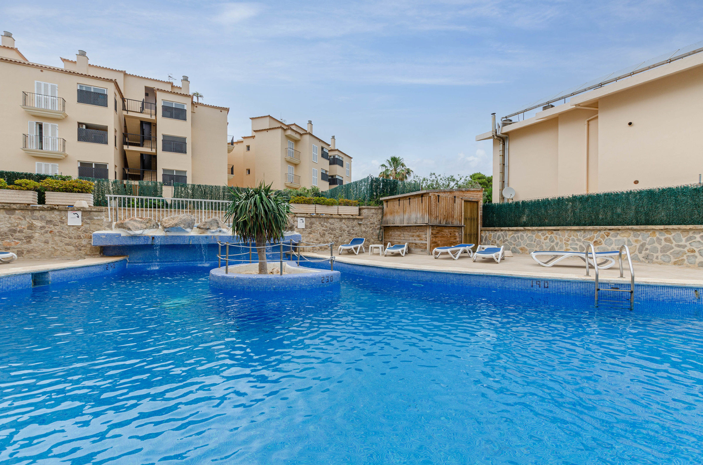 Apartamentos Sol y Mar, Cala Bona