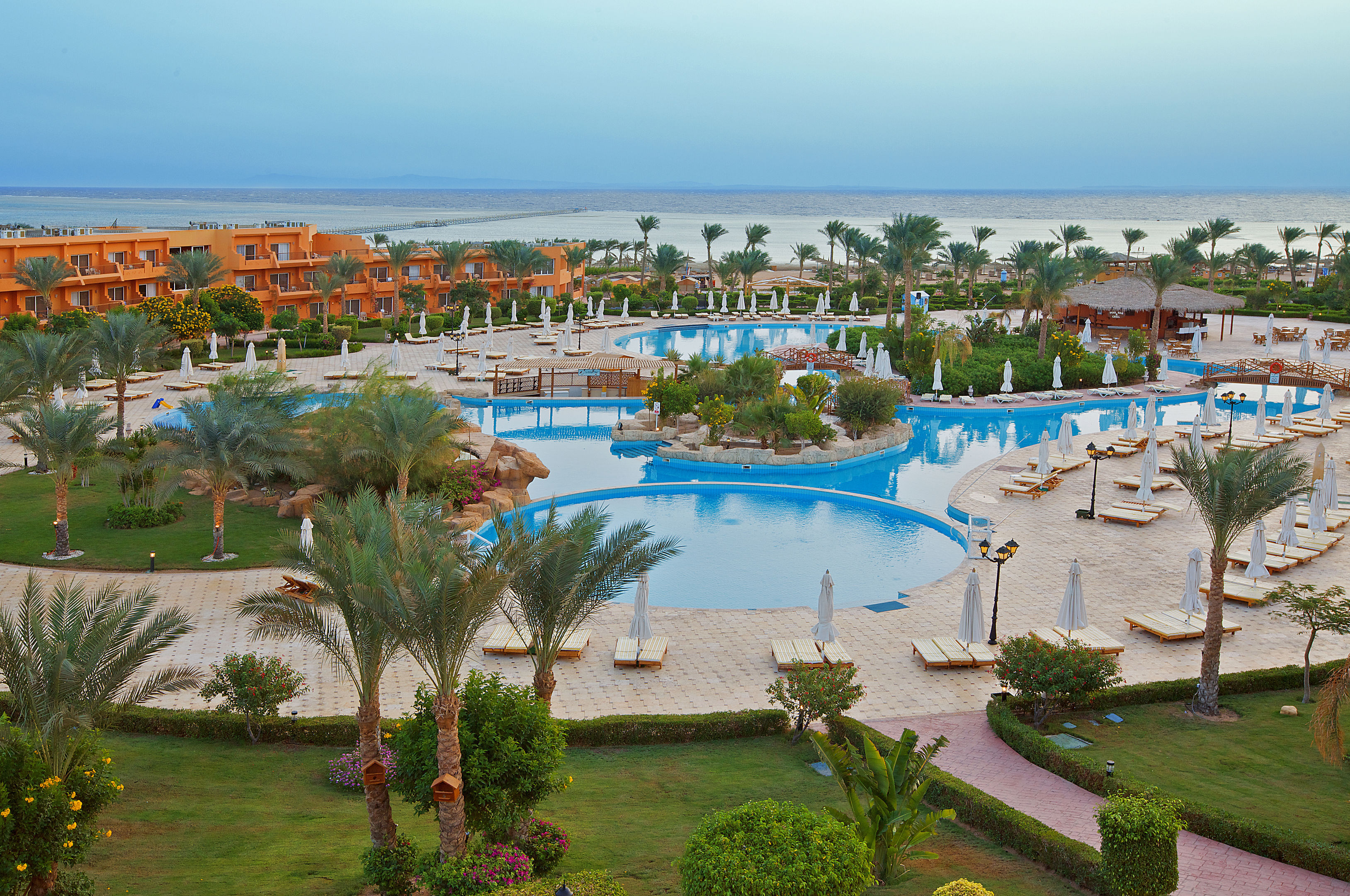amwaj-oyoun-resort-spa