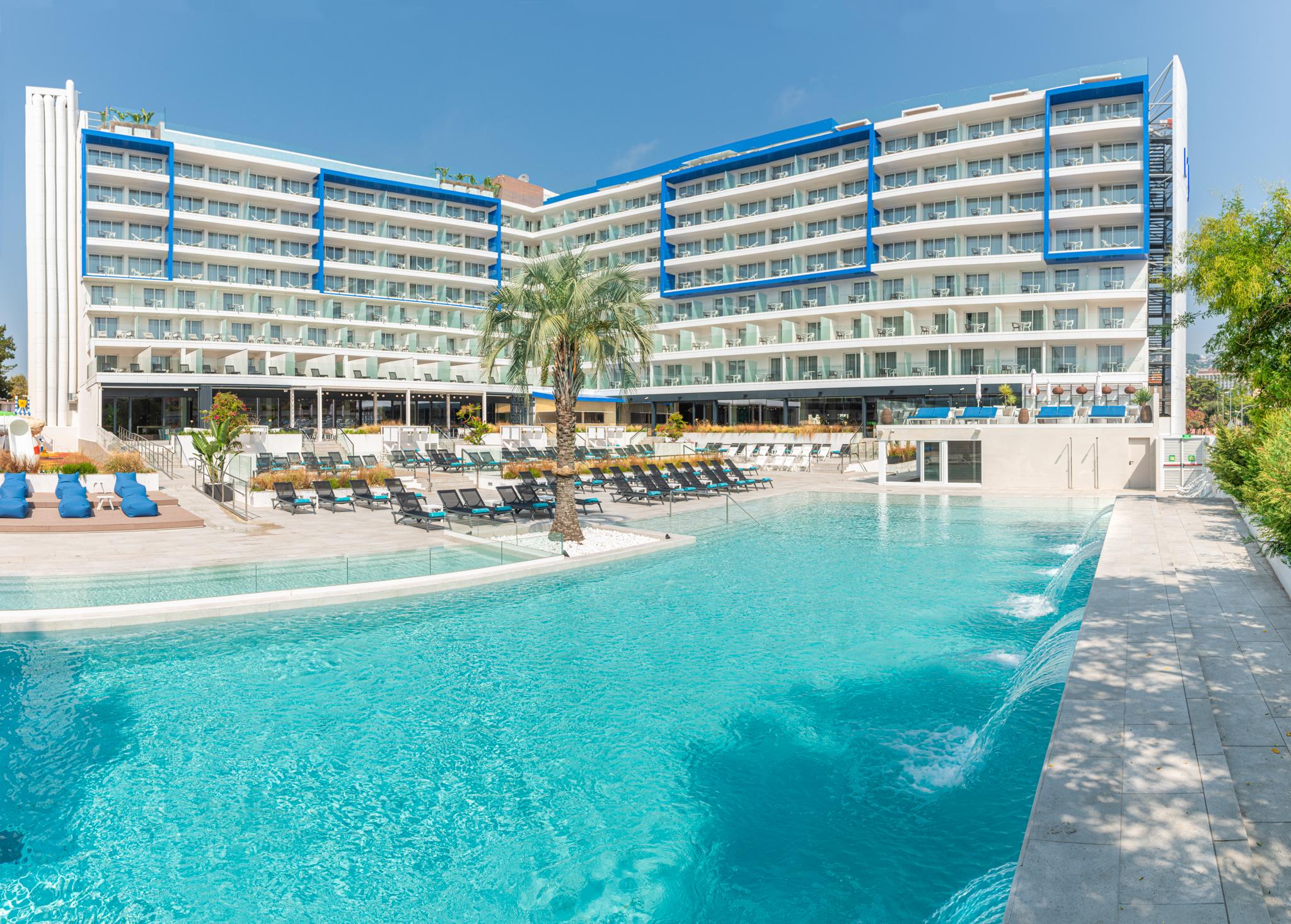 lazure-hotel