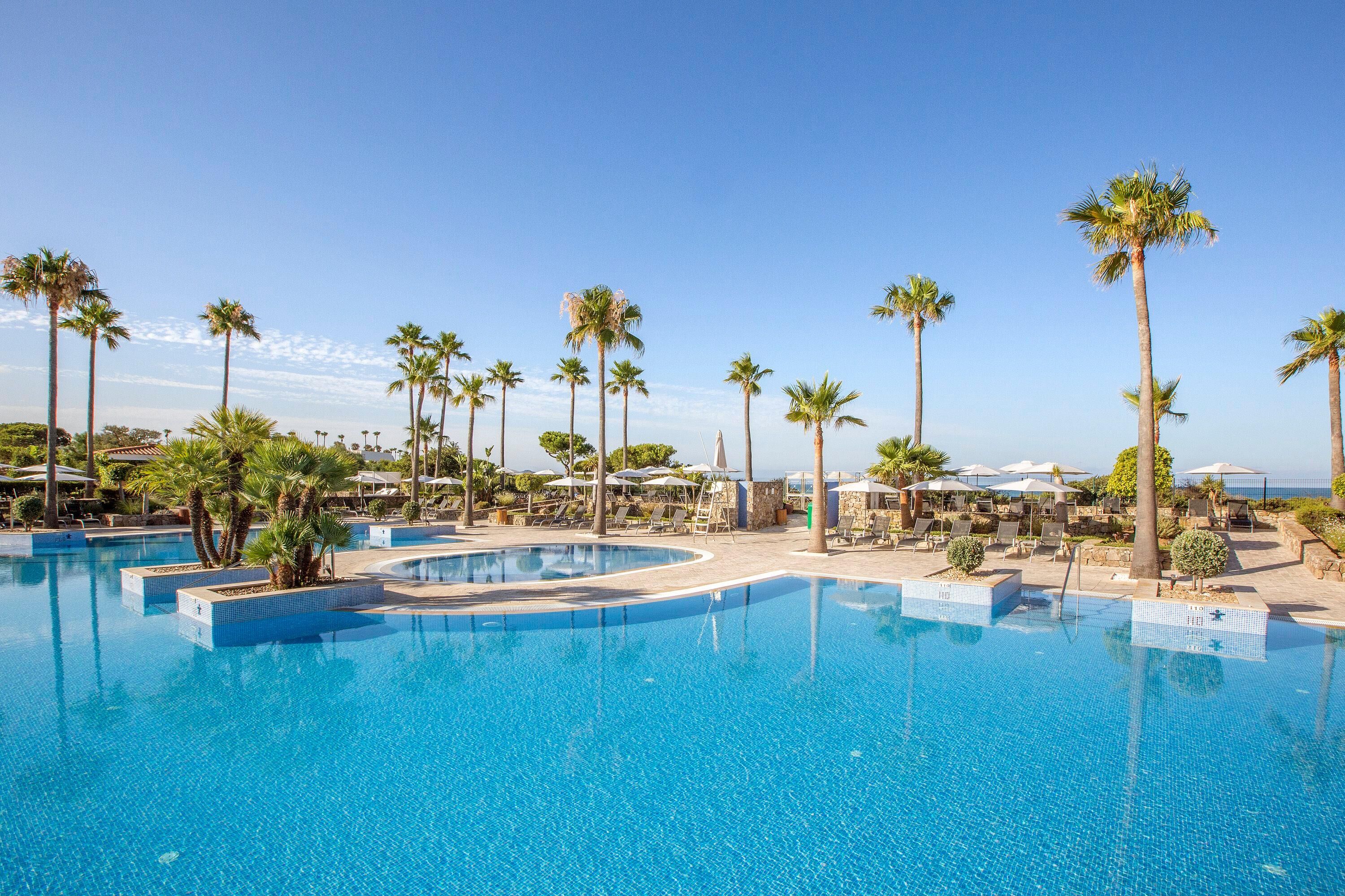 Hipotels Barrosa Palace Spa