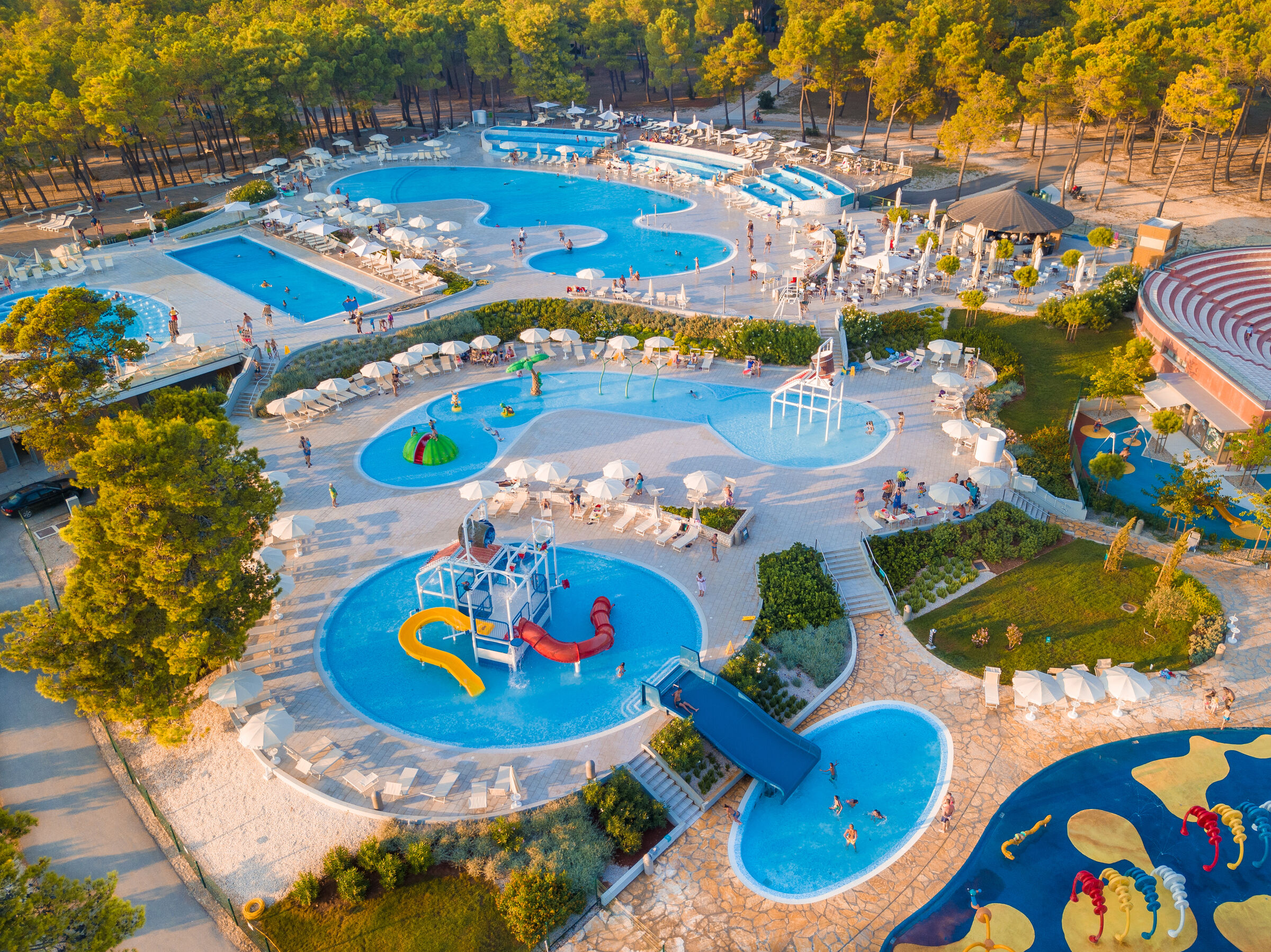 Zaton Holiday Resort - Glamping