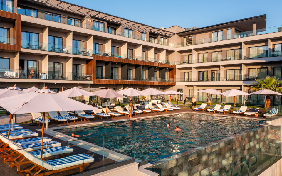 Royal Blue Resort & Residences