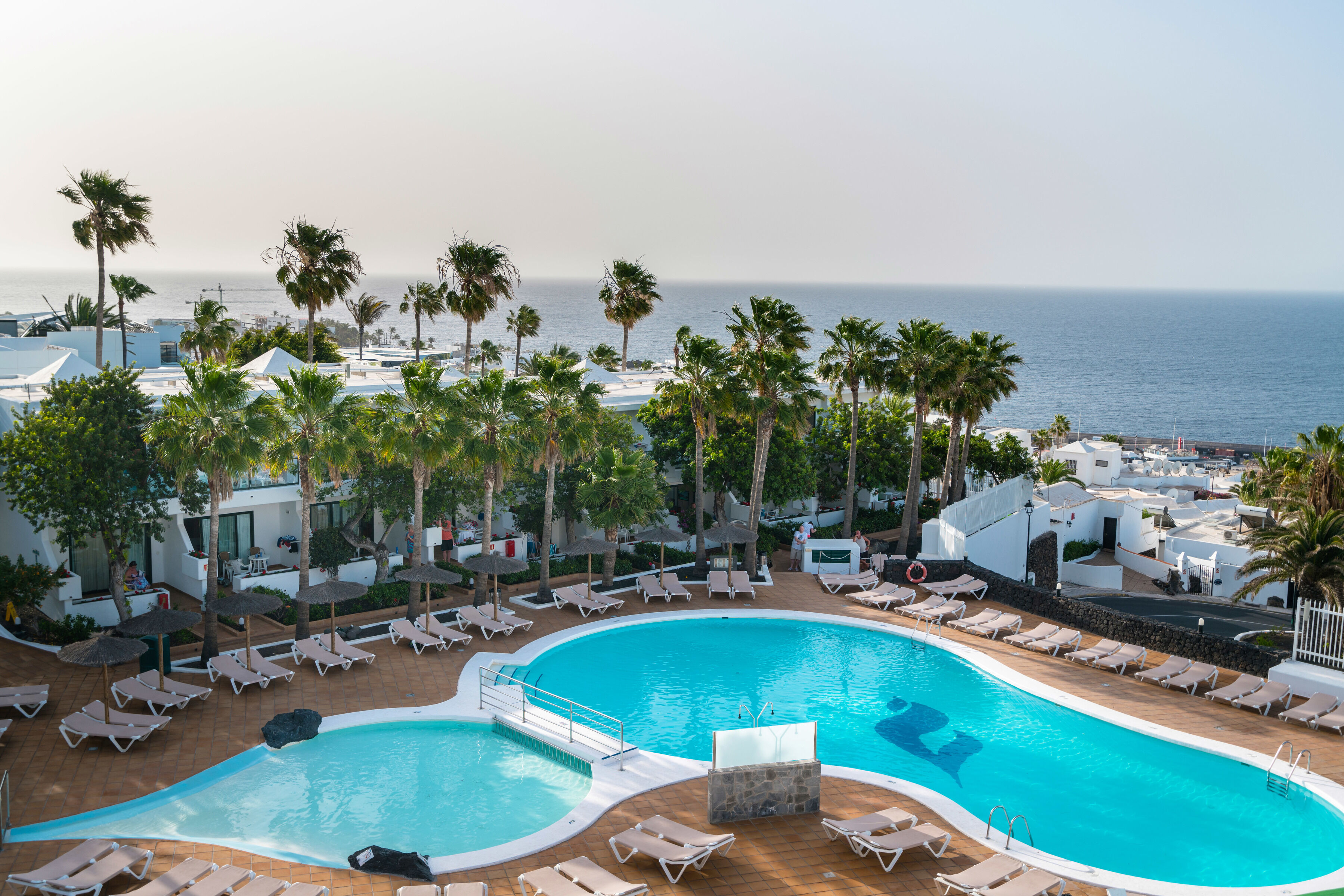 THB Flora, Puerto del Carmen
