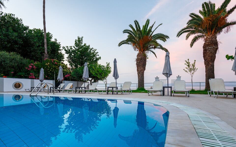 Sirocco Hotel