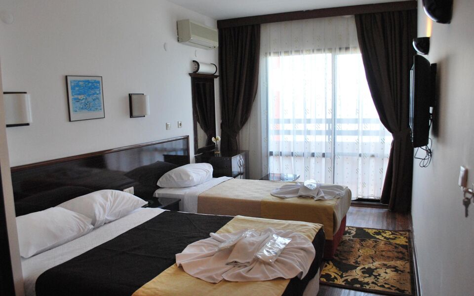 Sunday Beach Hotel