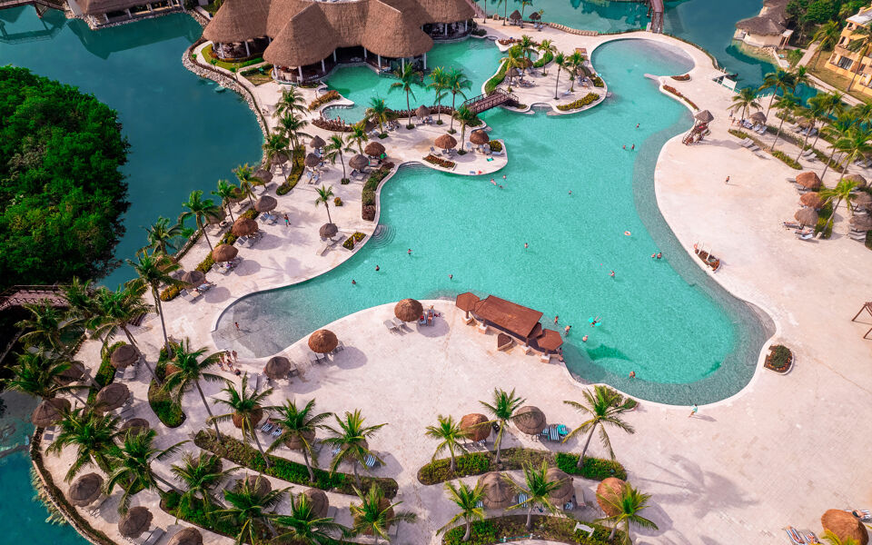 Grand Palladium White Sand Resort & Spa