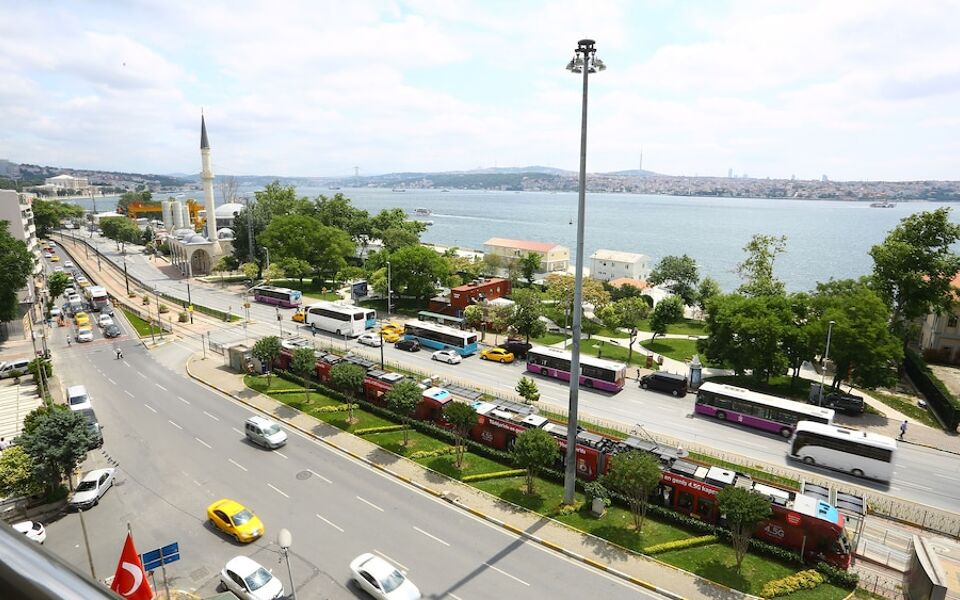 Zimmer Bosphorus Hotel
