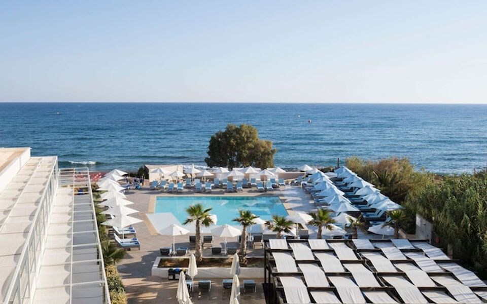 I Resort Beach Hotel & Spa