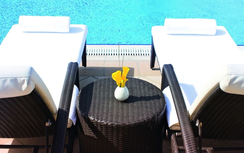 Avani Deira Dubai Hotel