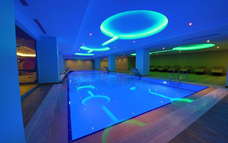 Ramada Hotel & Suites By Wyndham Istanbul Merter