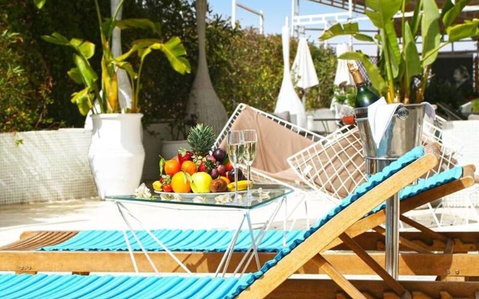 Bab Hotel