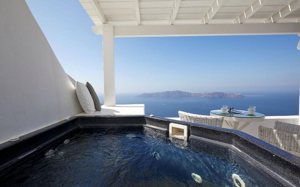 Iliovasilema Hotel & Suites