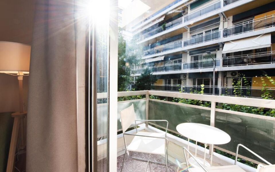 Mandarin Apartments by halu!