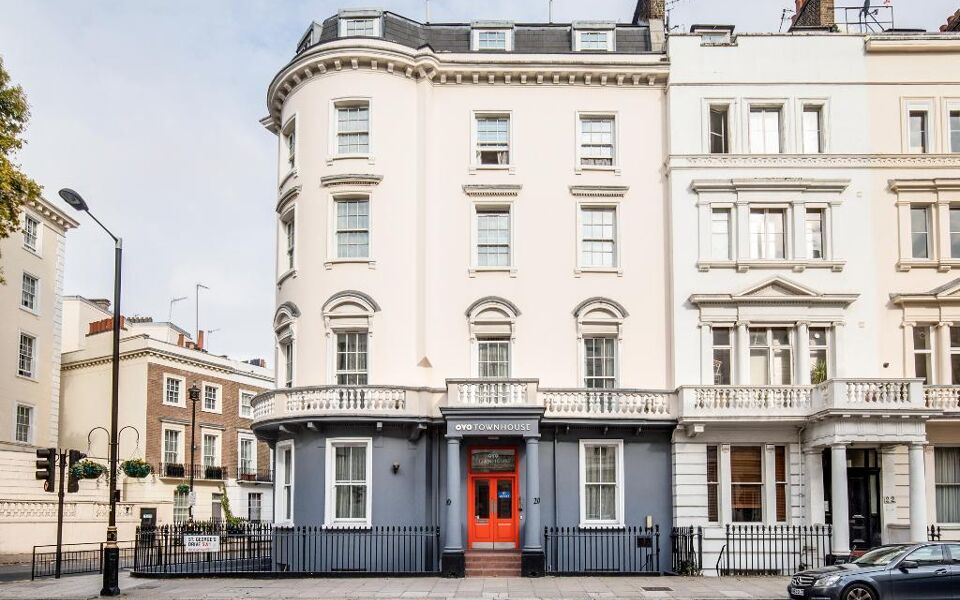 OYO Townhouse New England, London Victoria