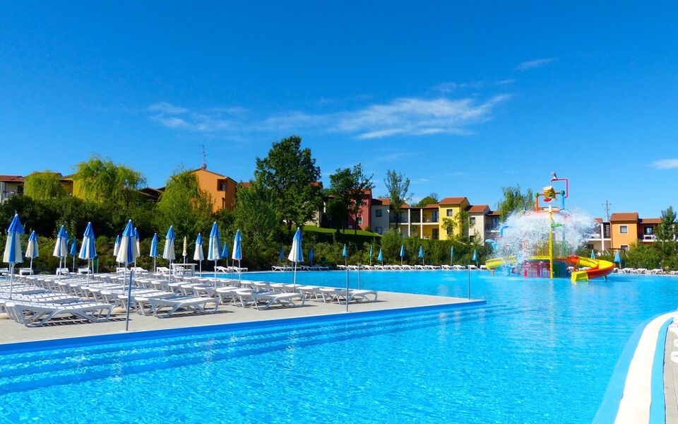 Belvedere Village