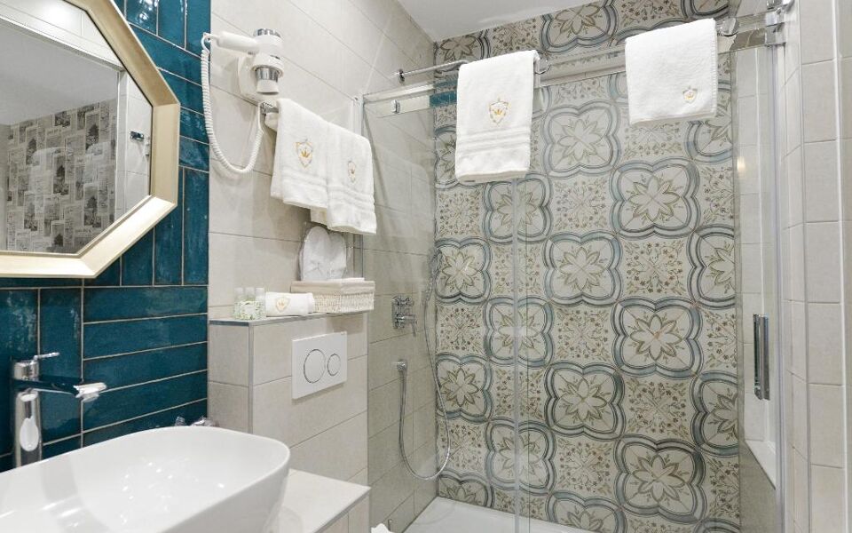The Duke Luxury Rooms