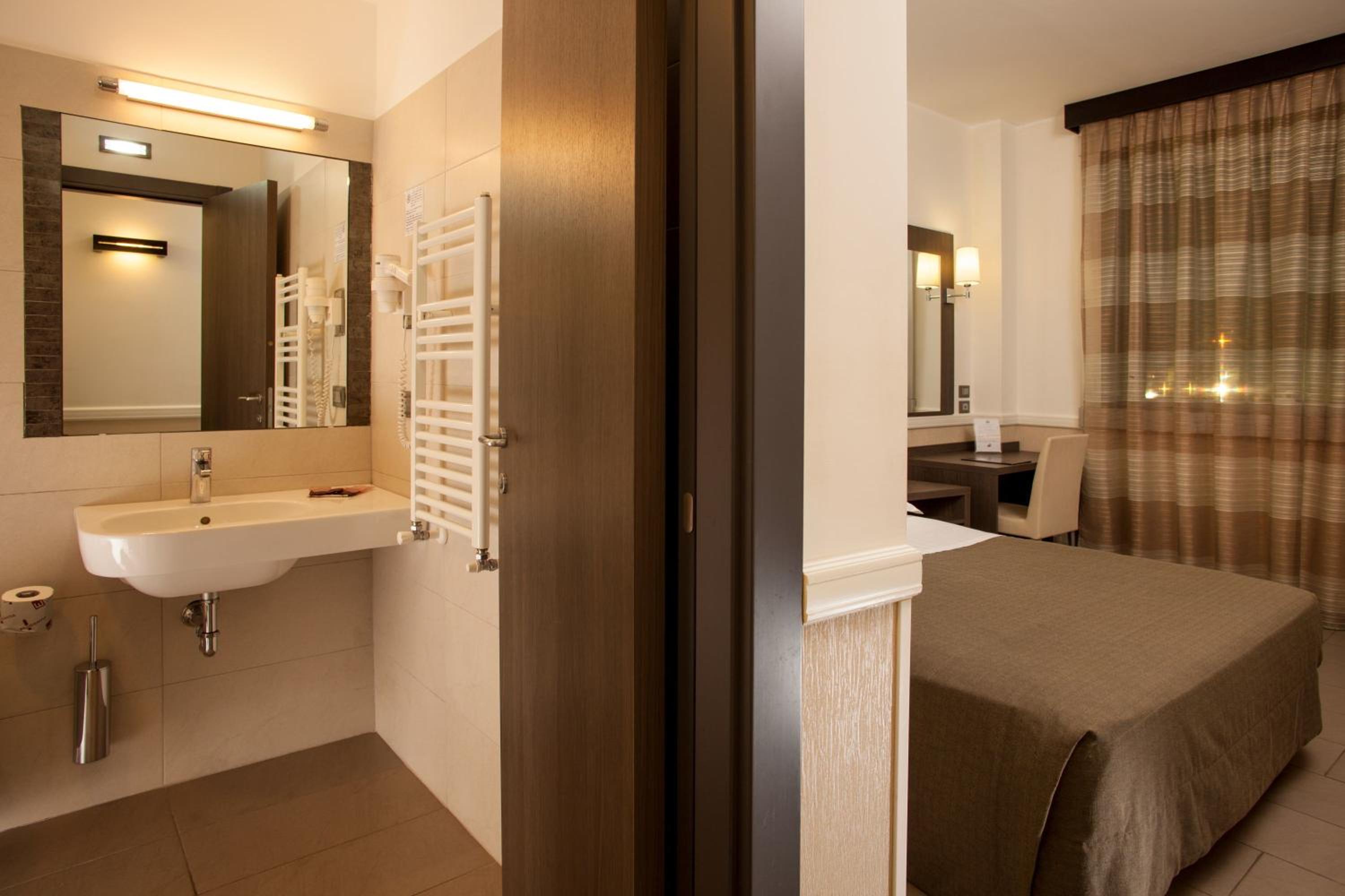 Hotel Artis, Rome