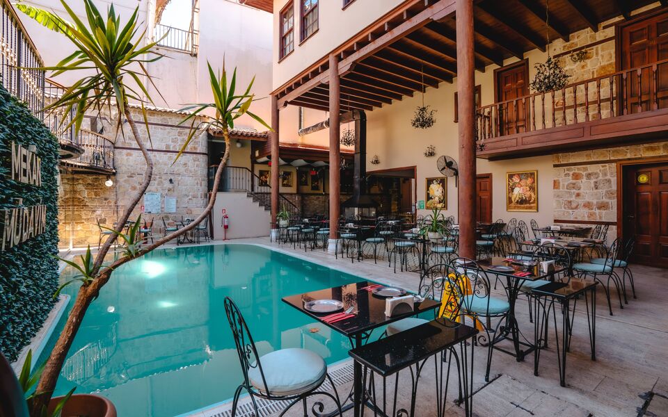 Mediterra Art Hotel