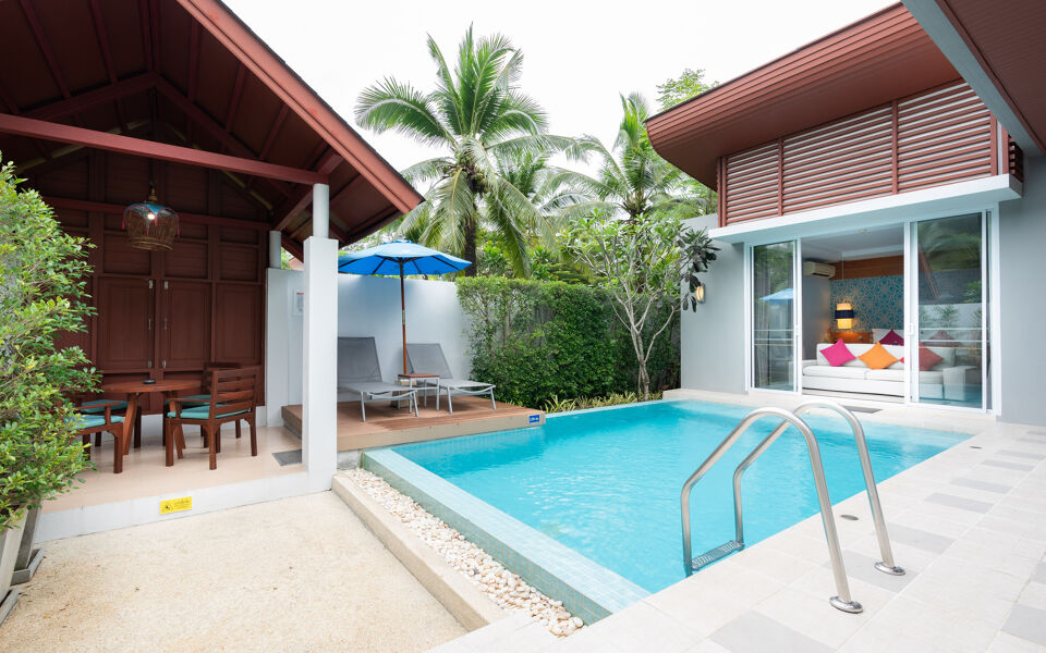 Apsara Beachfront Resort and Villa