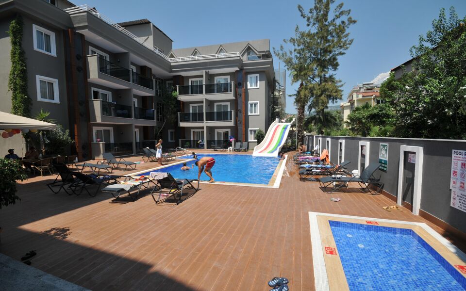 Isla Suites