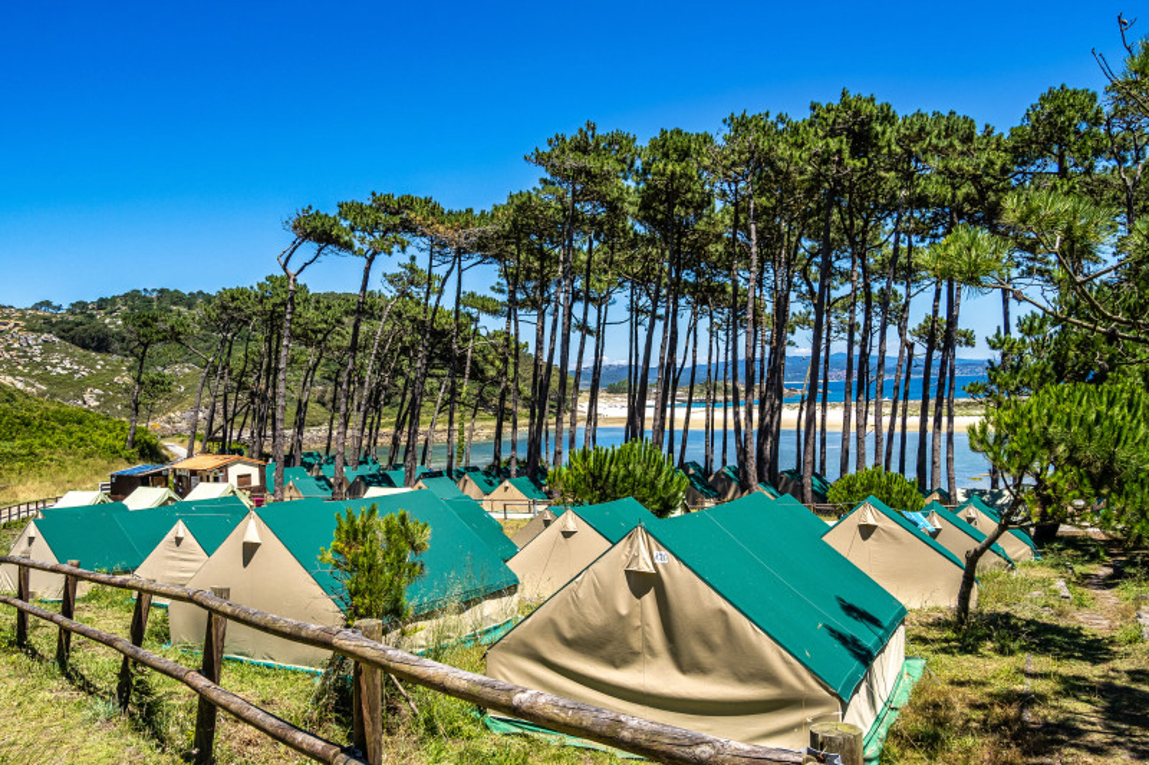 Zorgeloos en snel op vakantie? Vind en boek jouw ideale vakantie