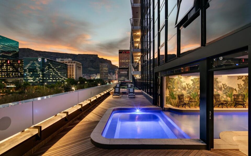 The Onyx Apartment Hotel