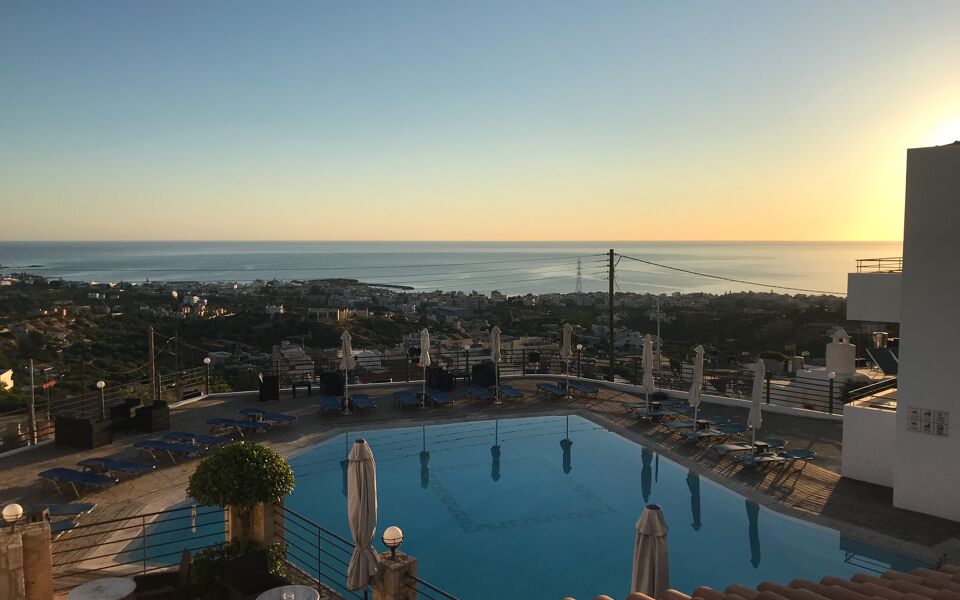 Amazones Villas Suites