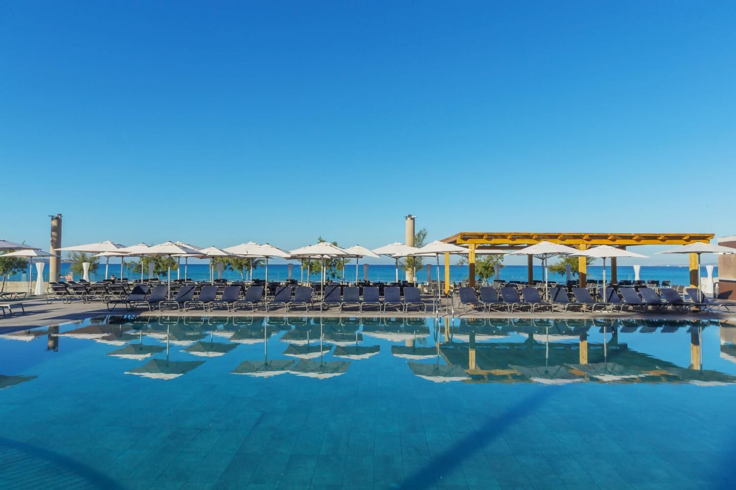 aparthotel-fontanellas-playa