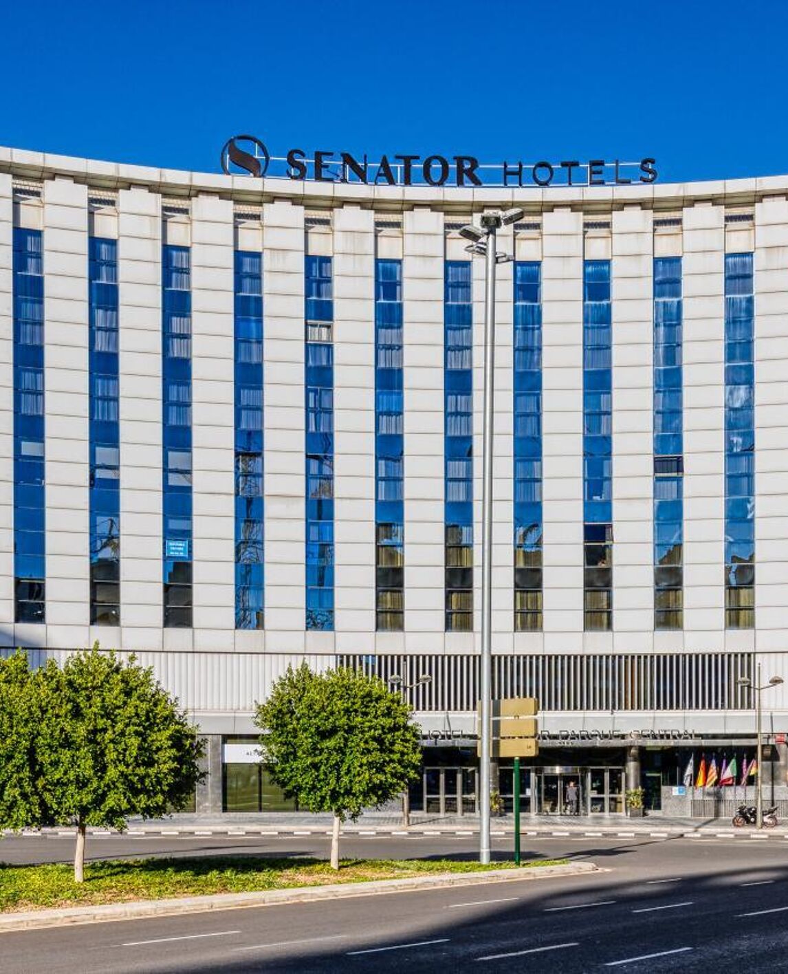 senator-parque-central-hotel