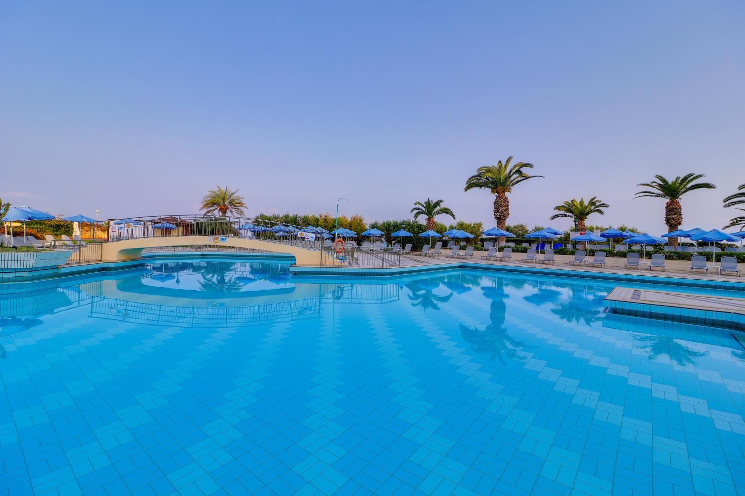 hotel-creta-star
