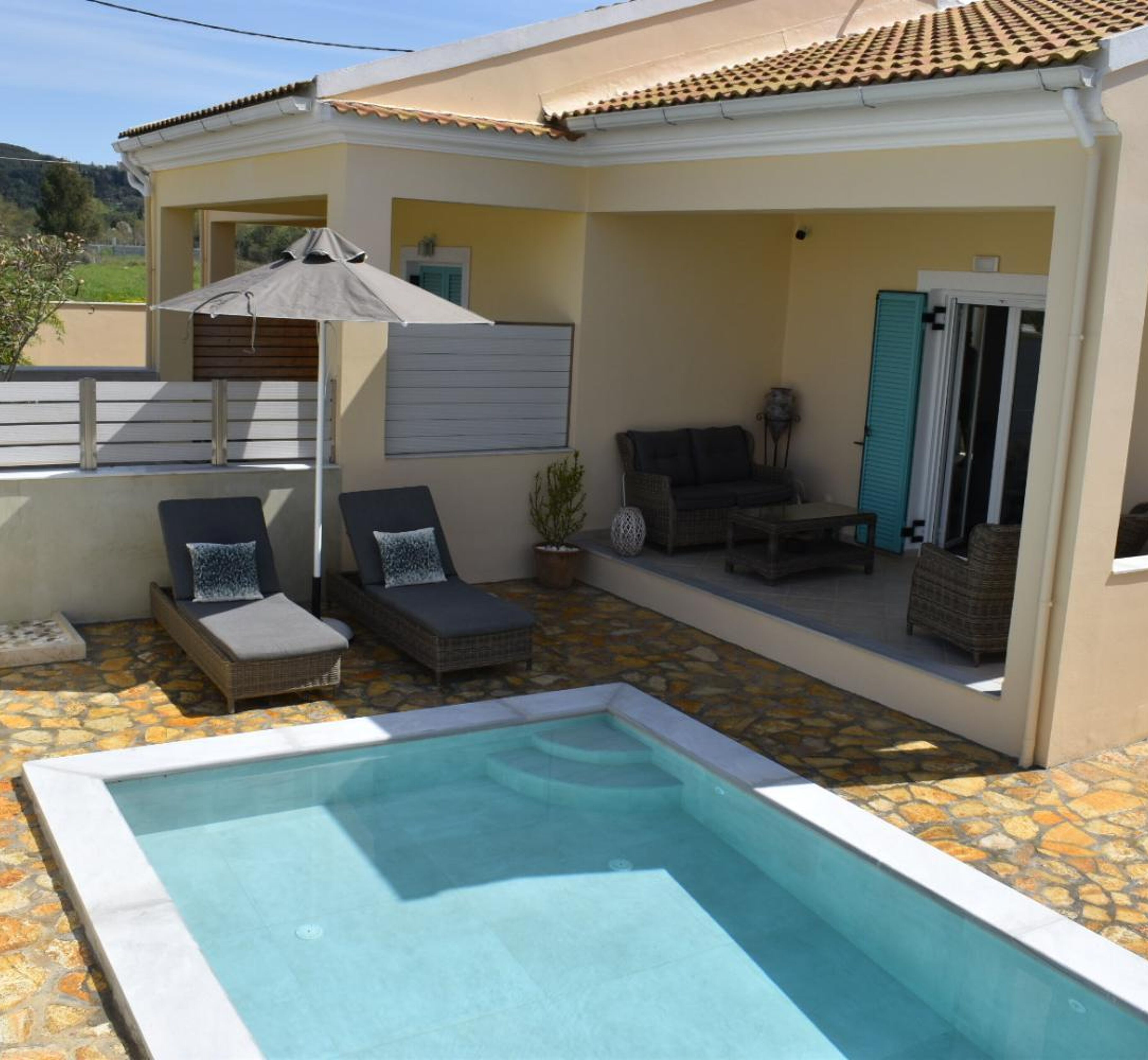 Daffodil mini villa With private infinity pool