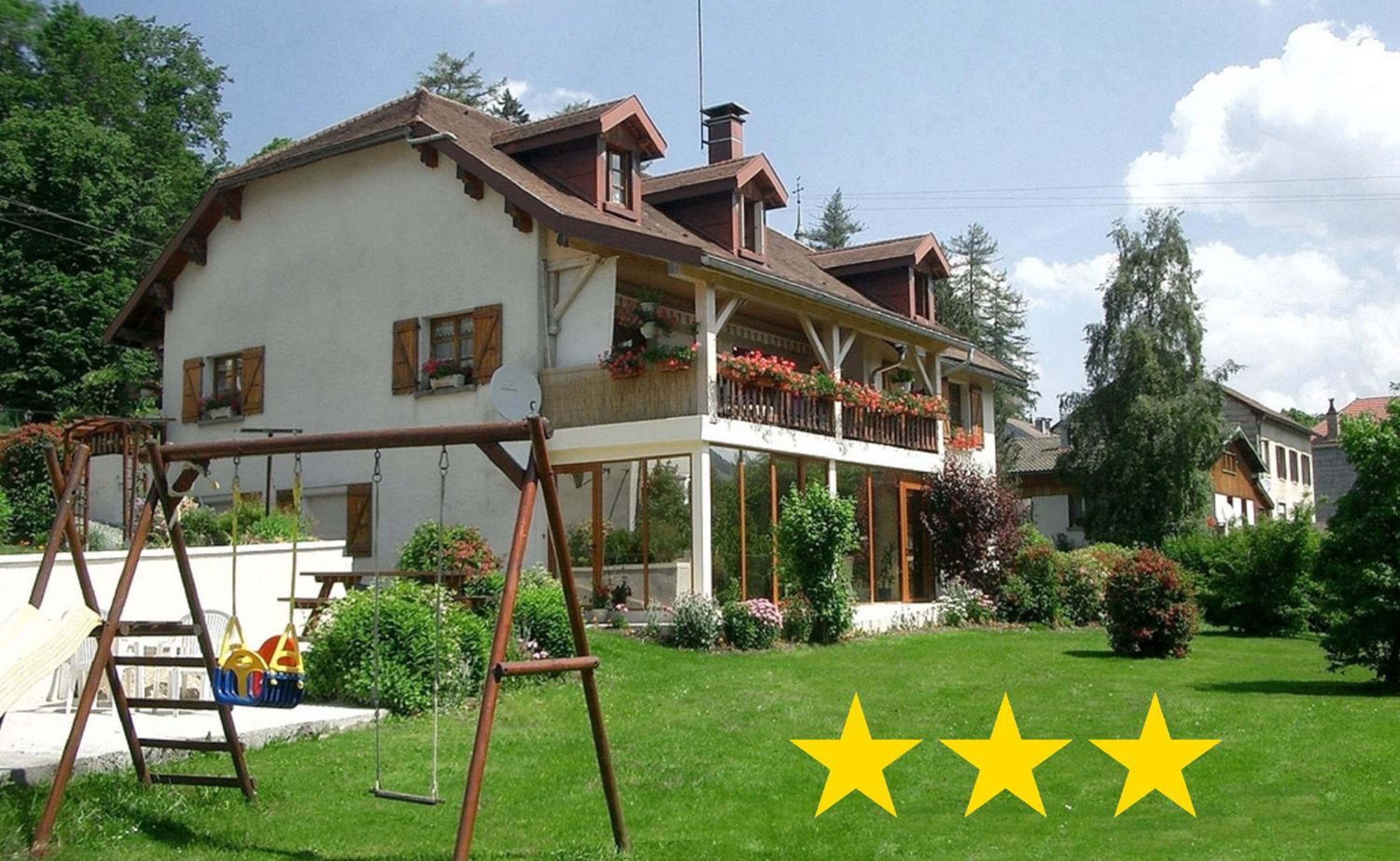 Gîte 829 Montagnes du Jura avec Spa et Sauna classé 3 étoiles