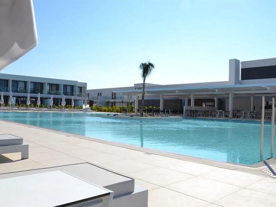 Gennadi Grand Resort