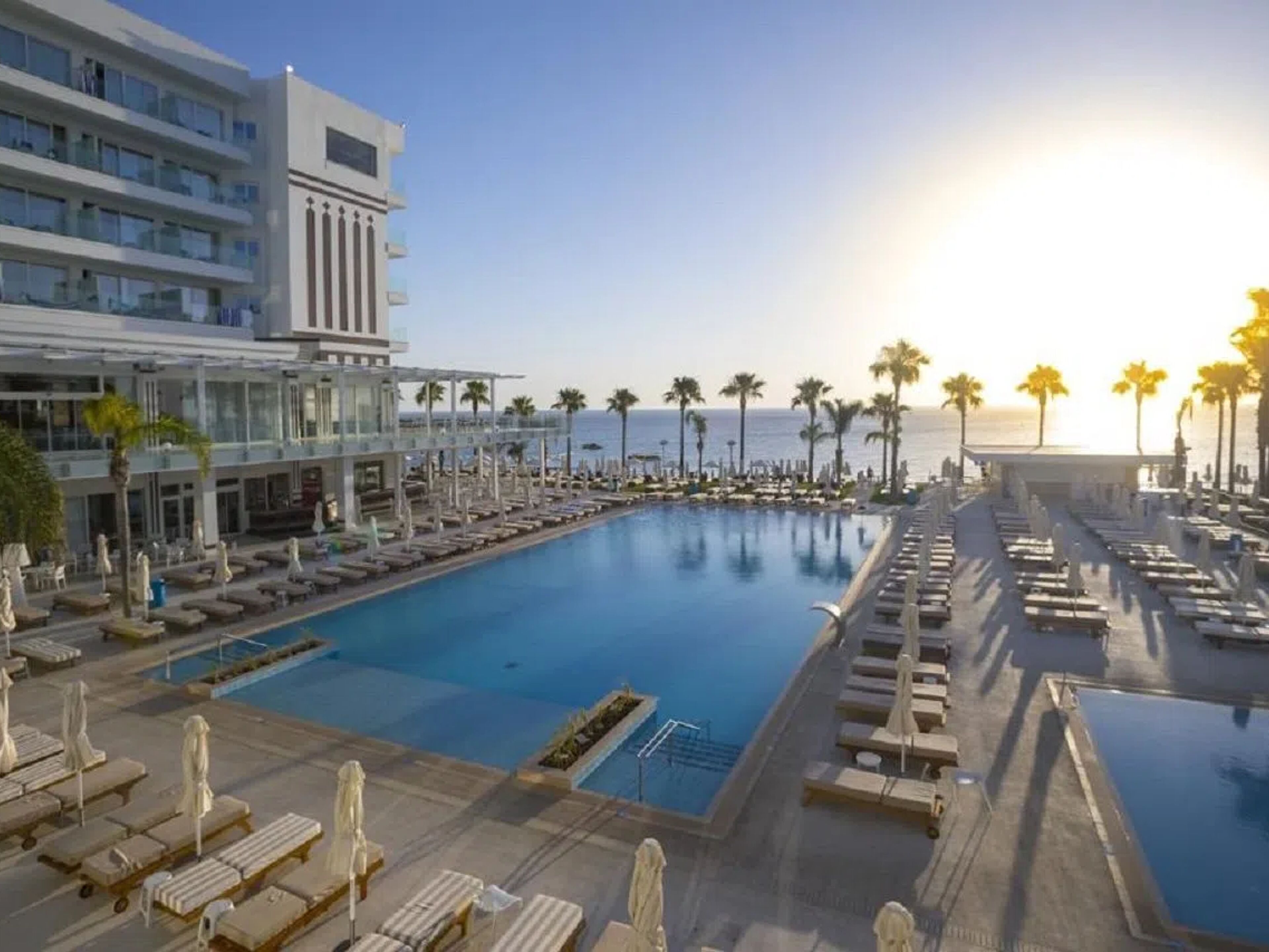 Constantinos The Great Beach Hotel