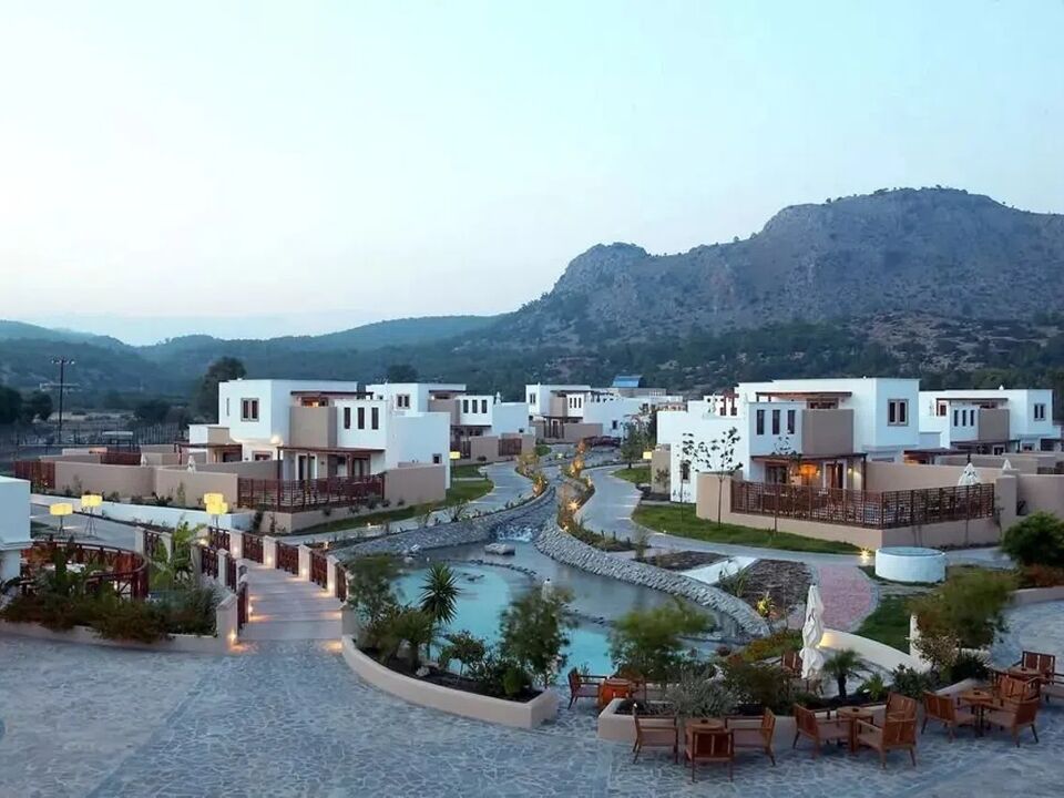Lindian Village