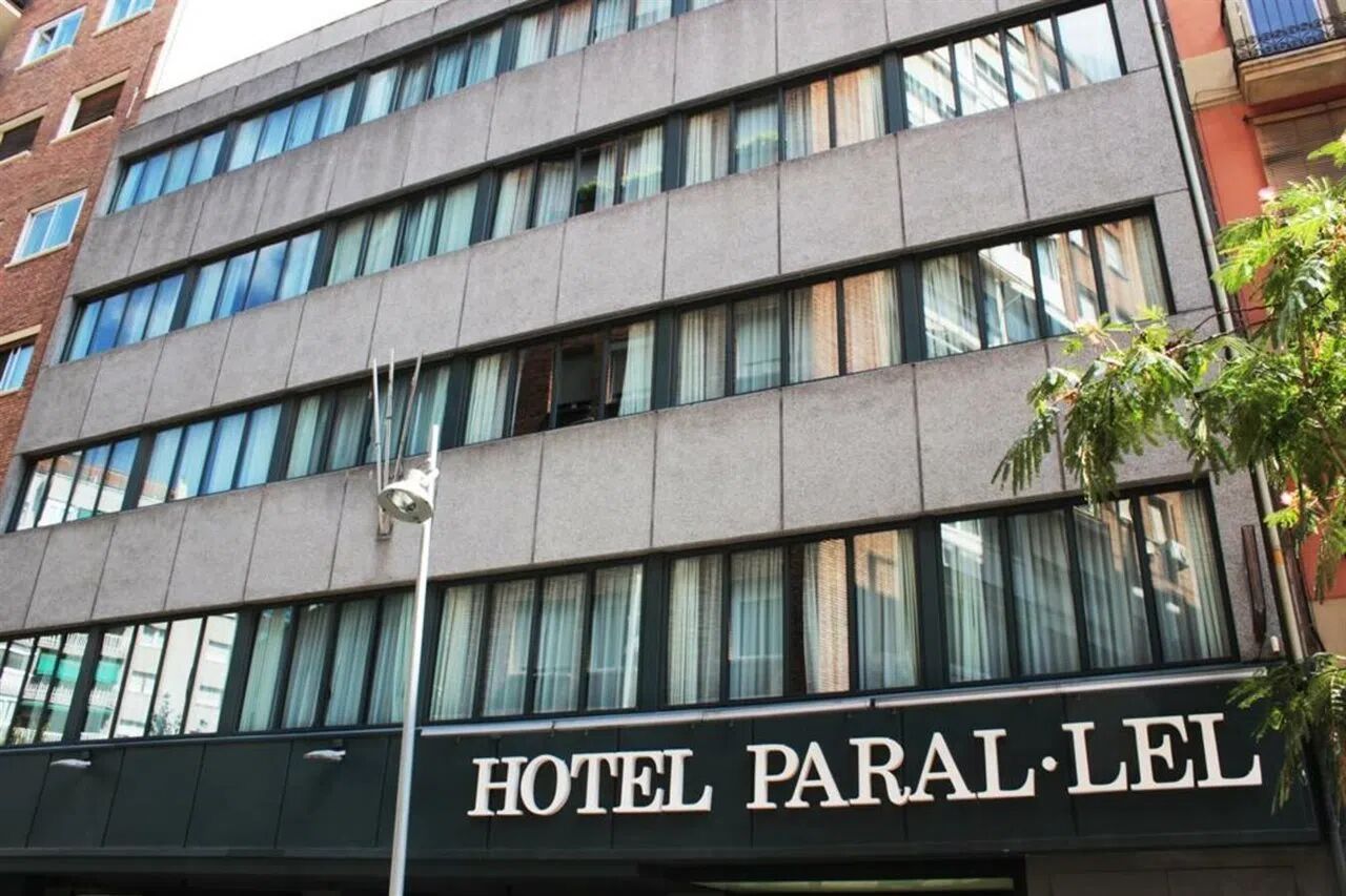 parallel-hotel