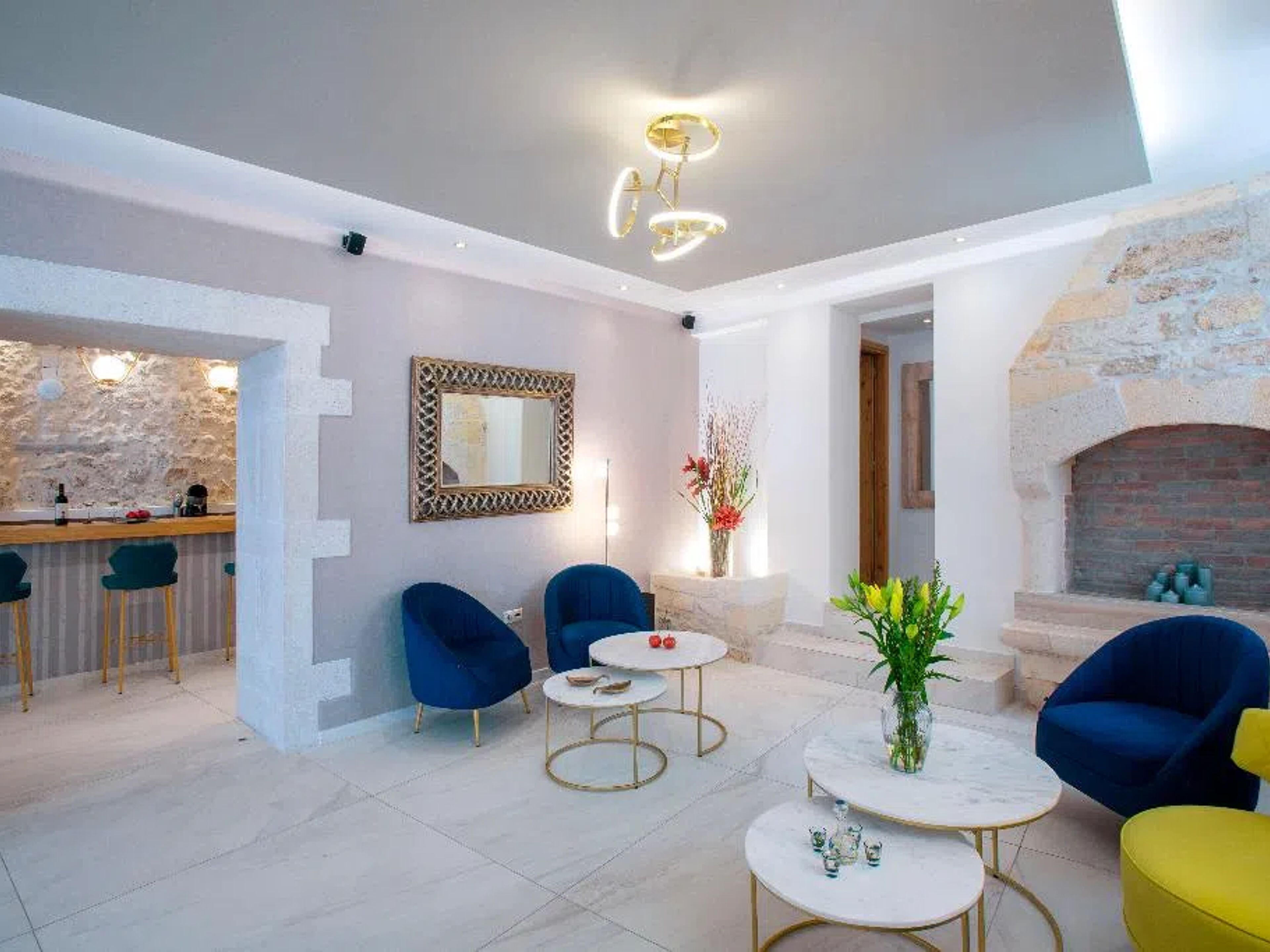 Casa Moazzo Suites & Appartementen