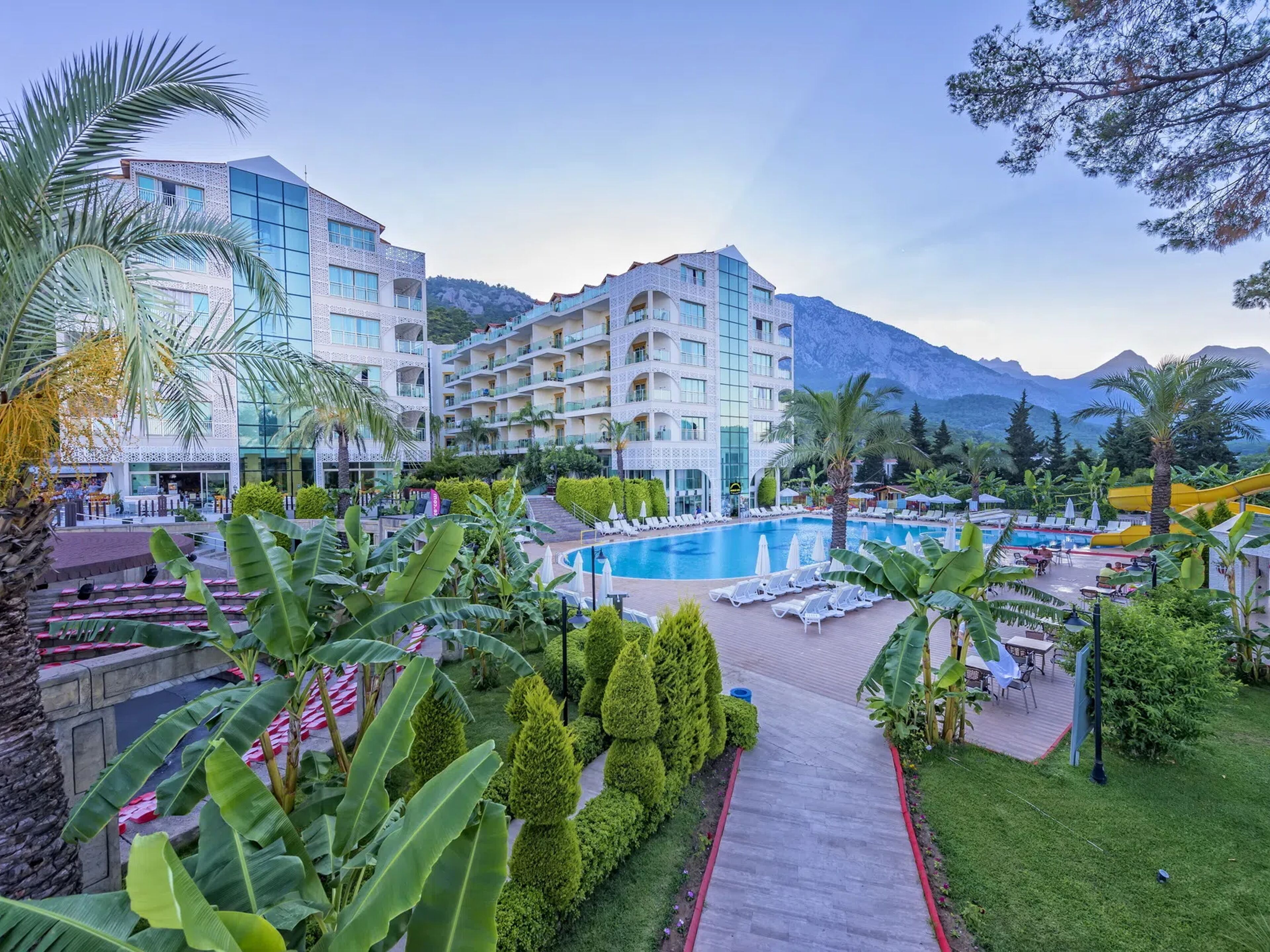 Grand Ring Hotel