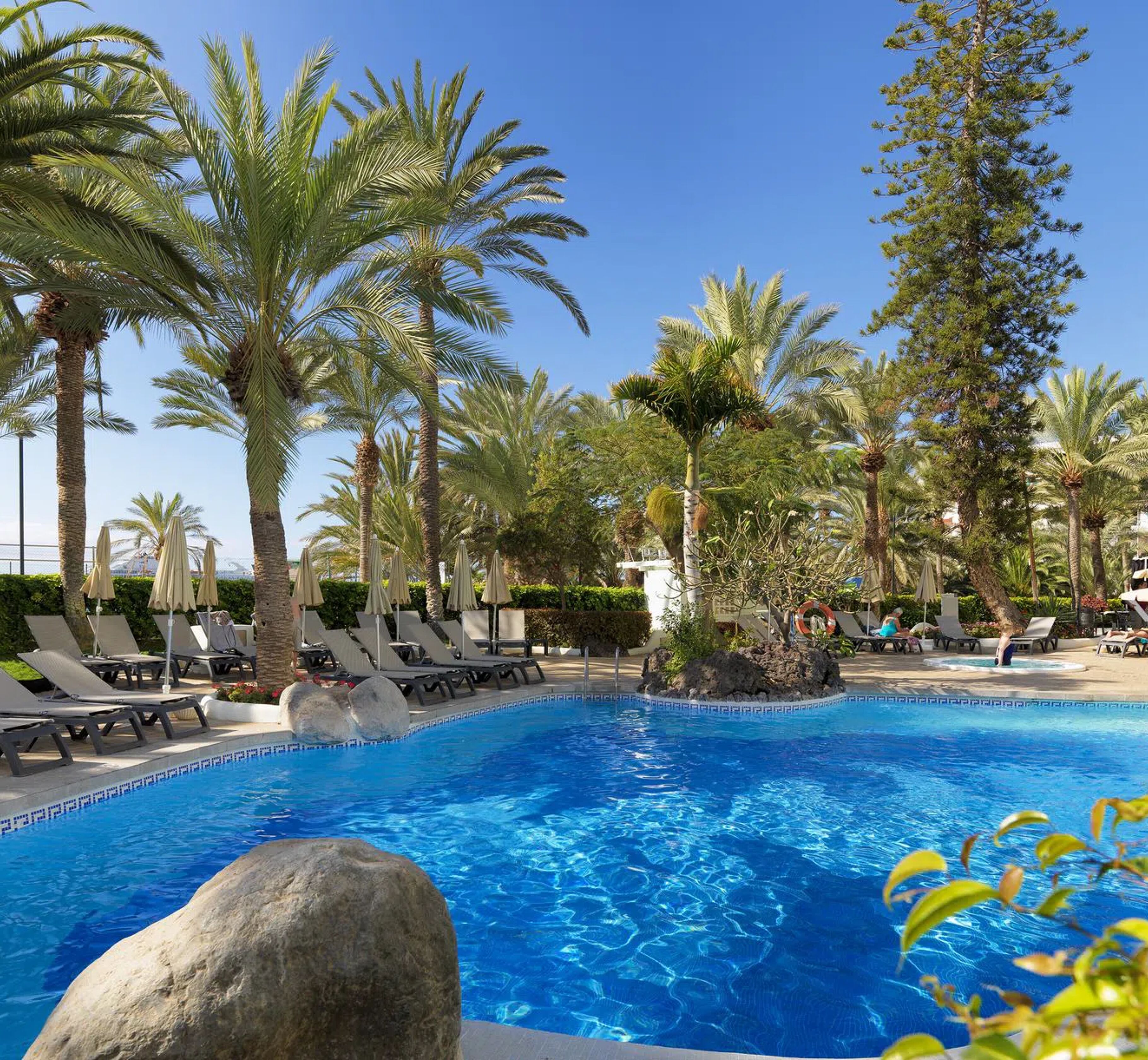 H10 Big Sur - Adults Only